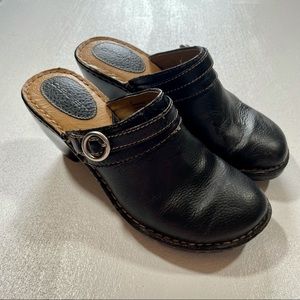 Y2K 90s Leather Clog Wedges Heels Black Tan Buckle 8 Chunky